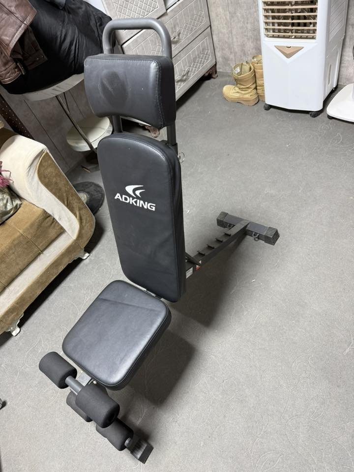 للبيع
مسطبه
6 اقراص 2.5كيلو
قرصين 5كيلو
4 اقراص 1 كيلو
بحاله ممتازه
الاتصال  ‭0780 349 6648‬ مامتواجد عالفيس
