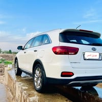 كيا سورنتو 2019رقم بغداد دولي  السياره بحاله الوكاله ممفتوح برغي بيها ...