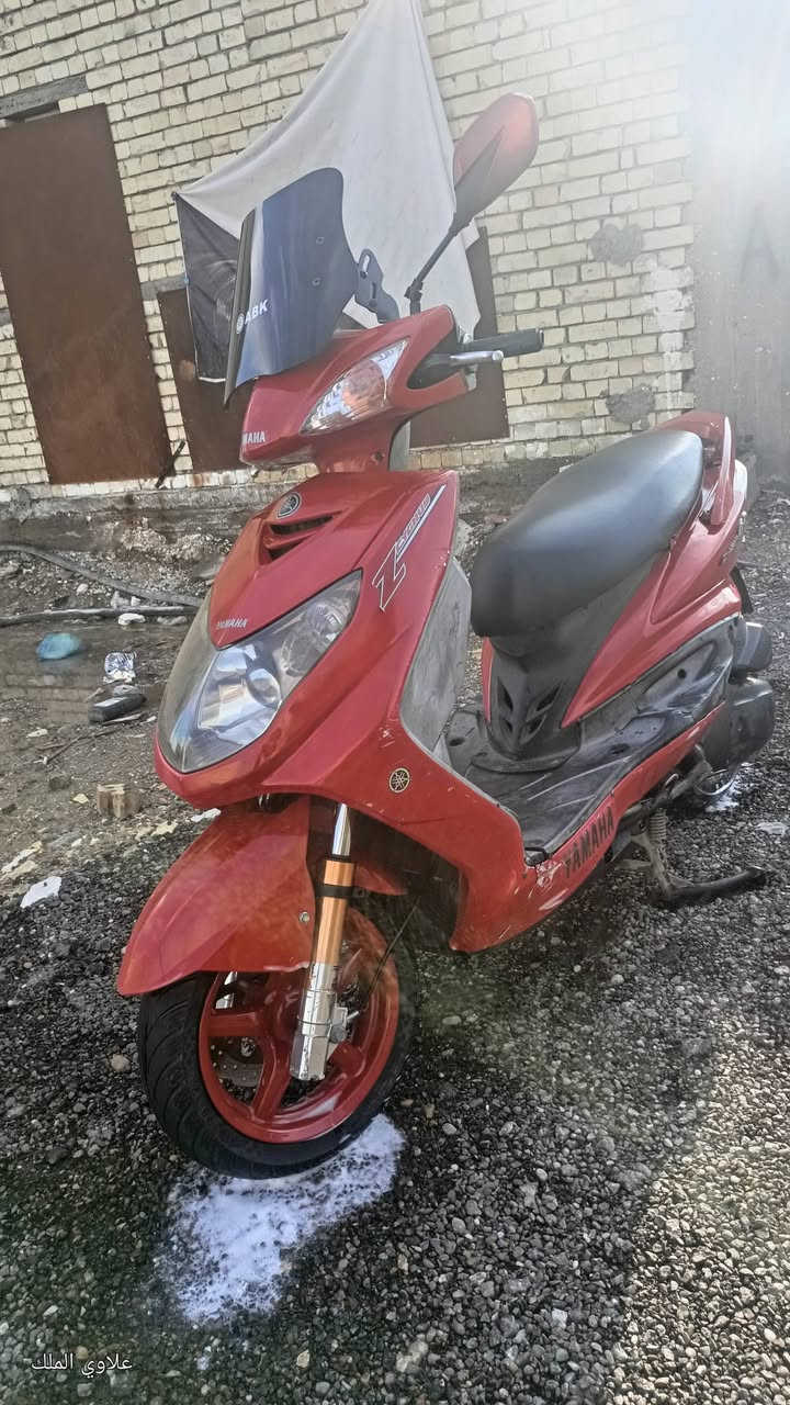 سلام عليكم 
لعنده اقوه خل يصيح بات
سكنس فحل 
دراجه رمبه وكل قطعه بيها مو من العراق
مكينه مكفول
بيها كور ارجي اس
صدر امامي Dy
صدر خلفي nsy
عدسه زنون بلاد
فج بريمبو
تايرات امامي خلفي جلاتين جدد
قطره دهن nay
صالنصه TAKEGAWA 
بك لايت لد
سعرها 750وبيها ماكو هيج سعر بلاش
مكاني الغزاليه 
***********
***********
