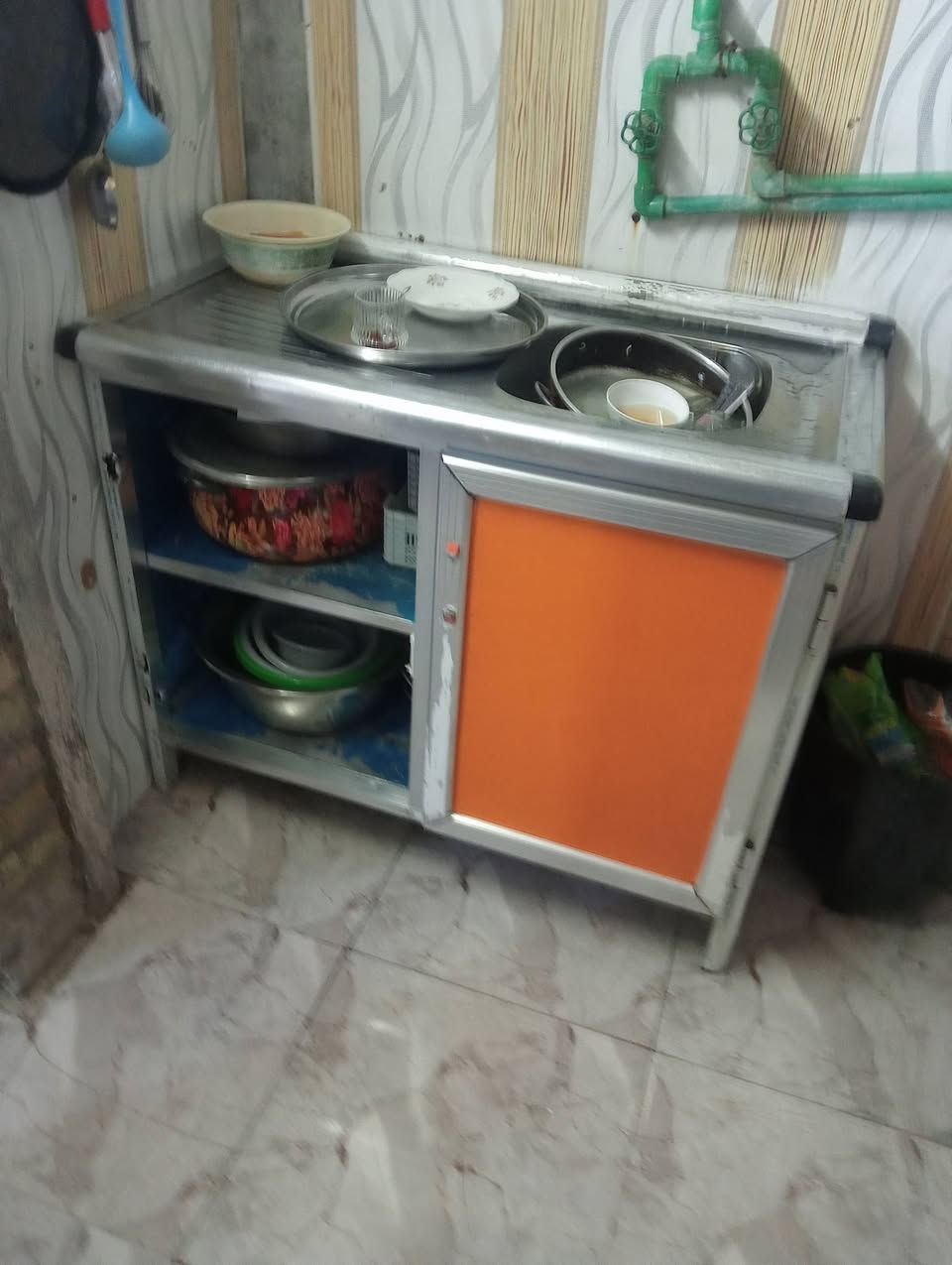 للبيع او مراوس
بكاونتر نضيف
قياس 2م
ثلا ث قطع


**إذا كنت صاحب هذا الإعلان وتريد حذفه لأي سبب، رجاءا أرسل رسالة إلى الدعم الفني**