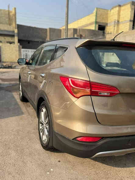 سلام عليكم سنتافيه للبيع موديل 2013 وارد خليجي سبعه راكب السياره كفاله عامه ما عدى قبق الصندوق مصبوق اثر جراد مكينه 2400 اربعه سلندر مكينه وكير كفاله ما مفتوحات  ماشيه 135 للأتصال على الرقم *********** السعر 147
