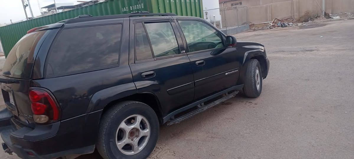 السلام عليكم بلايزر مديل 2003 LTZ فول مواصفات فتحه السياره كركوك وكالة فقط السعر 60 وبيها مجال قليل 
رقم الواتساب *********** مكان بصره كزيزه

