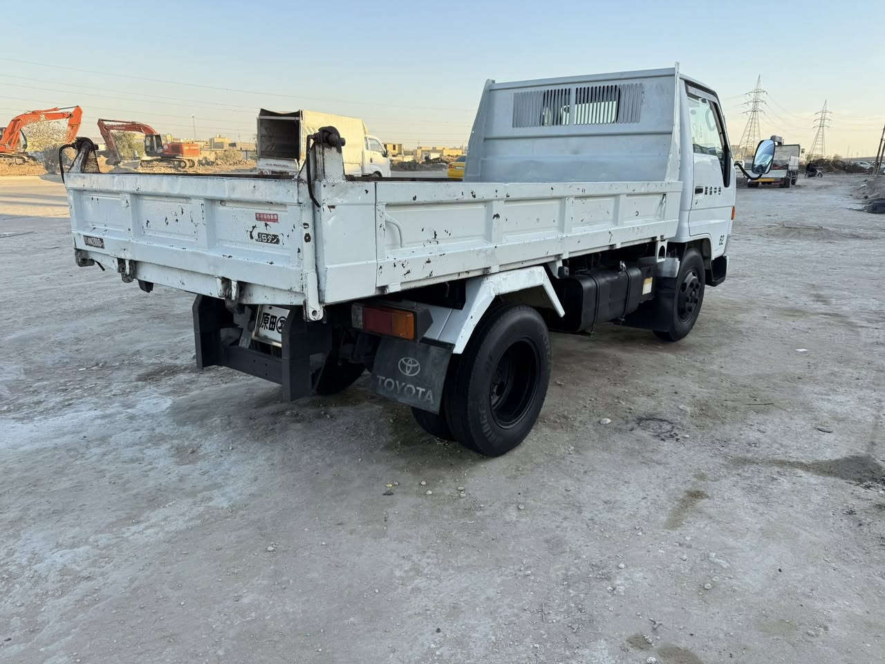 اللهم صلي على محمد وال محمد   تيوته راس الثور دخول جديد  سياره جديده   المكان الناصريه قرب  مجسر الاسكان ***********
