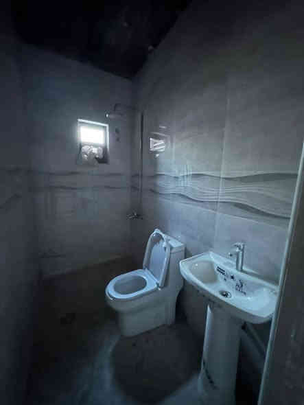 للأيجار في السيديه  📍
شقه طابق ثاني مودرن  (نضيفه زيرو ) مساحه 150متر 

تحتوي على مدخلين 2 غرف نوم وحده سويت ومطبخ وصاله هول حولي وخدمات صحيه⚜️

الأيجار 600 الف قفل +مقدمه 3 اشهر 

الموقع : السيديه - شارع الخيزران 📍

_______________________________________
للأستفسار  تفضلو بزياره مكتب الطائي  للاستثمار والتطوير العقاري والمقاولات العامة 
السيديه شارع المركز

او الأستفسار ع الارقام ادناه 📞↘️↘️ (متوفر واتساب )📌🔛
***********
