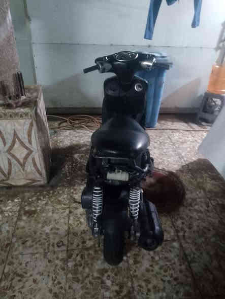 سكنس 140دراجة شلعة ومعدل كاملة كهربائيات شغالة هندر وسلف تايرات جدد محرك ناعم حلو ب 300وبيهة مجال بسيط  مكاني بغداد الشعب 
***********
