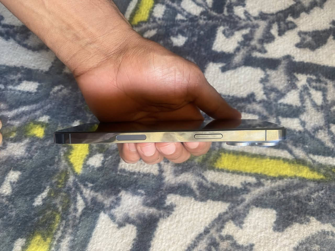 ‏تلفون 13 البطارية 85 الذاكرة 256 النظافة 95% العنوان البصرة رقم الهاتف ***********￼
