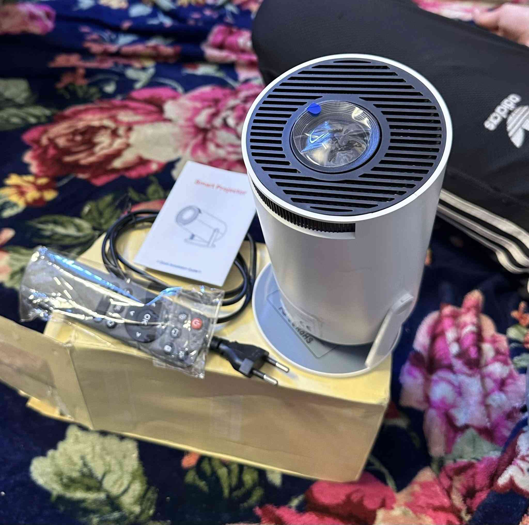 للبيع  داتا شو نضام أندرويد ستور 4k للبيع قيم واخذ بل يرضي الله


**إذا كنت صاحب هذا الإعلان وتريد حذفه لأي سبب، رجاءا أرسل رسالة إلى الدعم الفني**