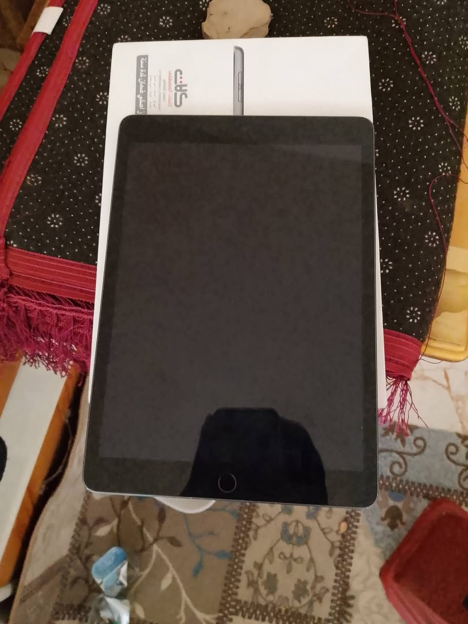 اسلام عليكم ايباد 9 ذاكره 64 كامل ملحقات
نضيف مامفتوح ولا داخل صيانه ولا طالع من بيت مال جناي عل ايد 
بي فقط كدمات بلضهر خفيفه مكاني كربلاء السعر 230 وبي مجال ***********
