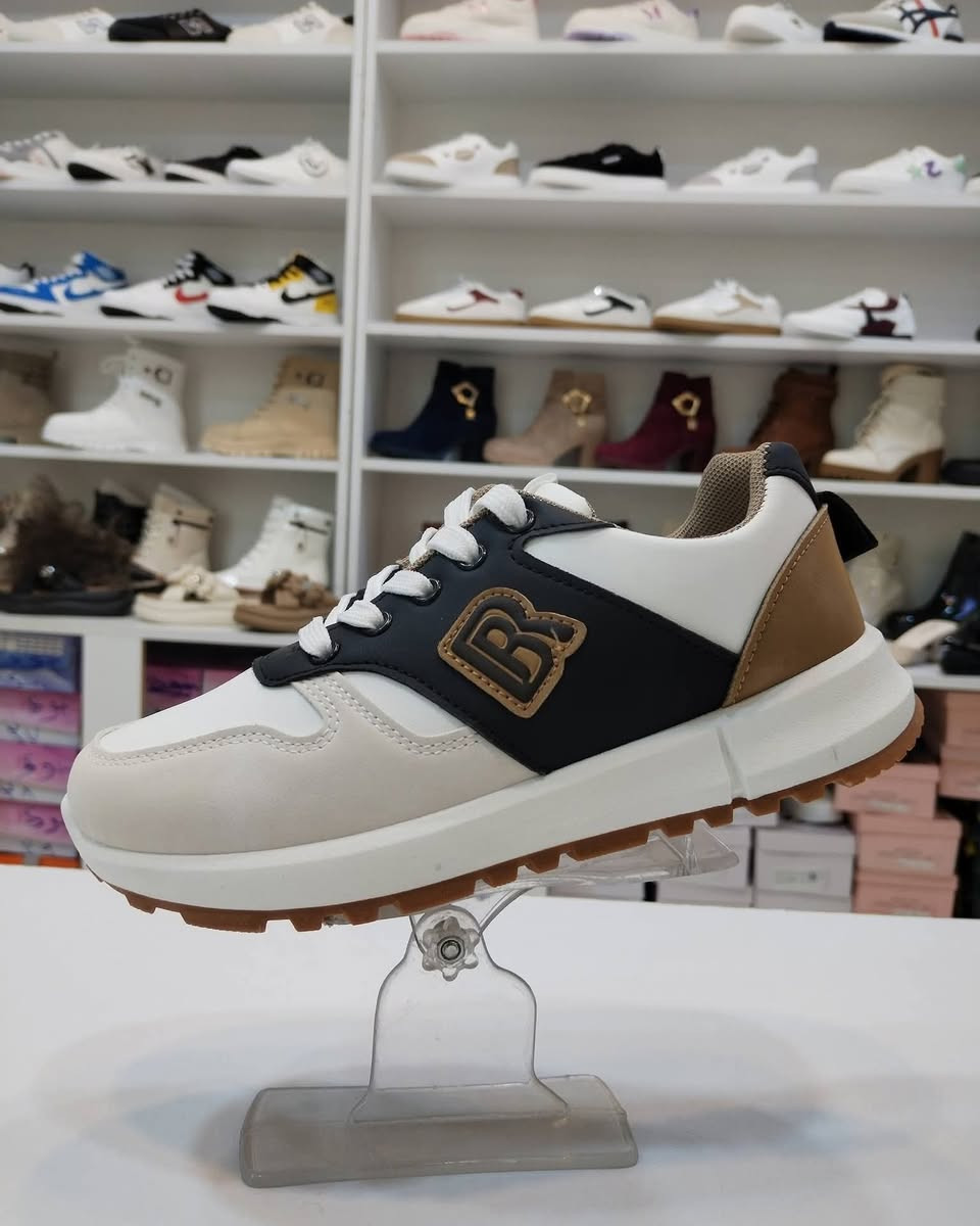 جديد
الآنسة
بوتينات
قياسات 37_41


**إذا كنت صاحب هذا الإعلان وتريد حذفه لأي سبب، رجاءا أرسل رسالة إلى الدعم الفني**