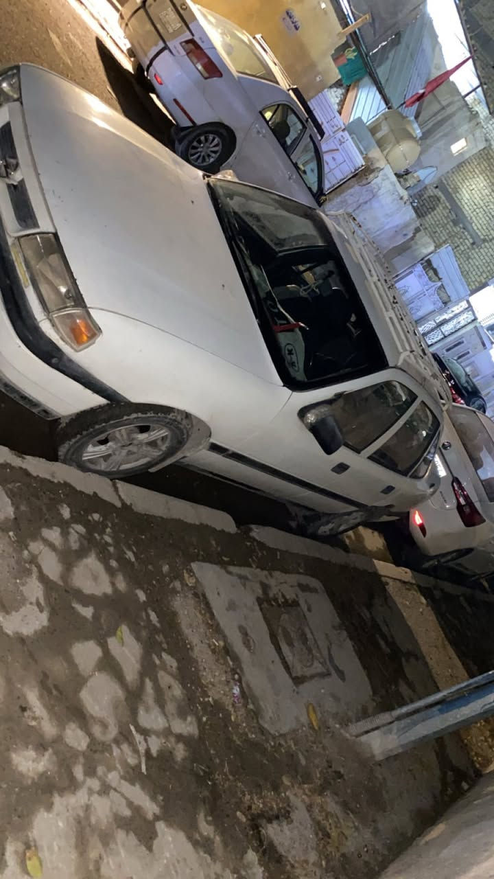 أوبل فكترا كير عادي موديل 1990 بدون تبريد باسمي السعر 30ورقه  السعر نهائي سنويه 26 الاتصال واستاب فقط ***********
