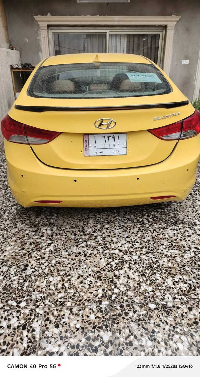 السلام عليكم النترا 2012 وارد أمريكي
حادثها الجاملغ الخالفي جهه السايق السياره خير من الله 
مكينه وكير كفاله 
سعرها 90  ومراوس حسب القناعه


**إذا كنت صاحب هذا الإعلان وتريد حذفه لأي سبب، رجاءا أرسل رسالة إلى الدعم الفني**