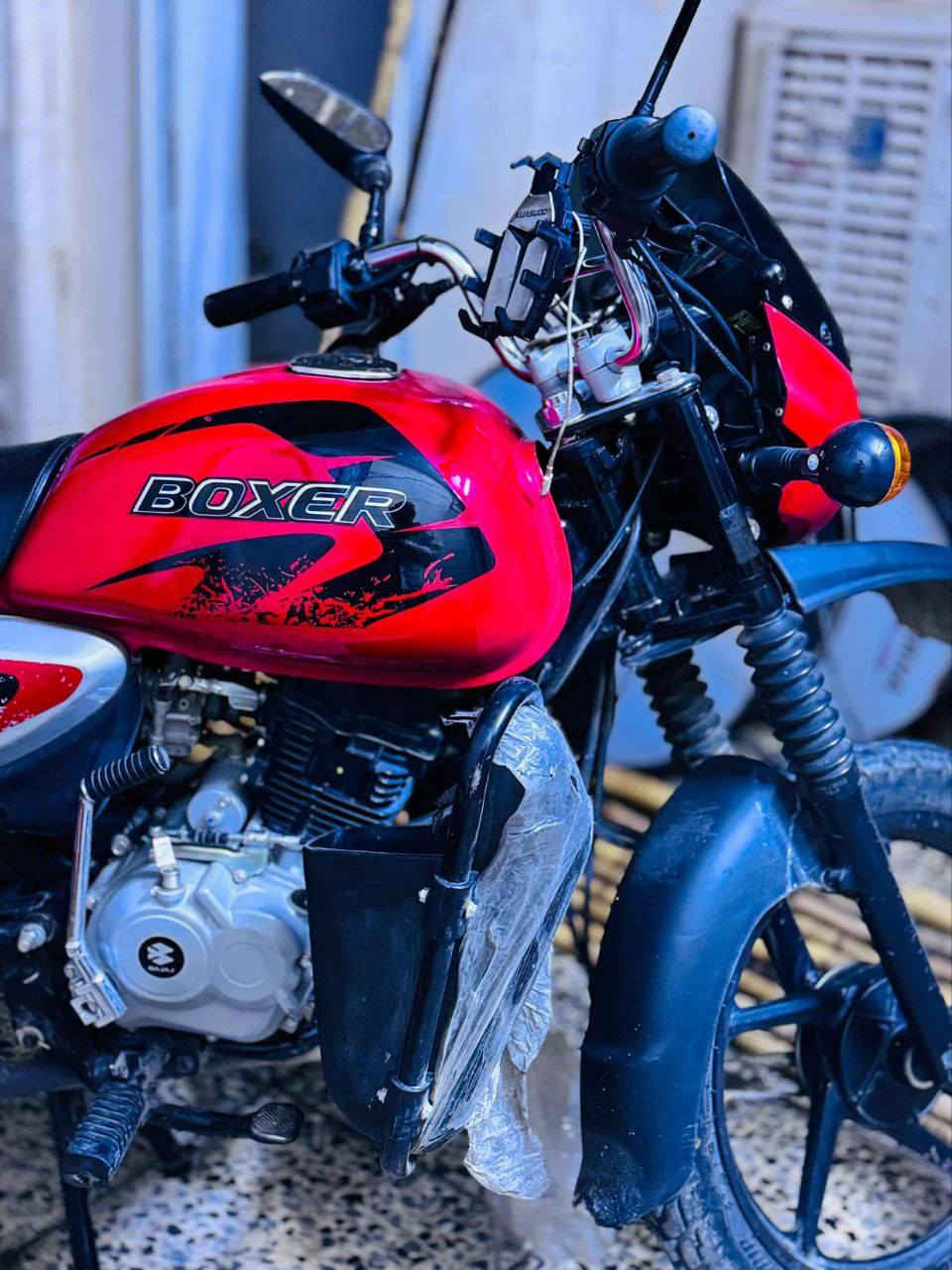 سلام عليكم
بوكسر مرقم اربيل مديل 24 طابه ب25
مكينه ما مفتوحه اببدد سبانه ما مخلين عليها 
دراجه مكفوله كفاله عامه من كلشي بيها 
السعر 2٫900 
العنوان :- بغداد - الطالبيه - قرب كلية الأداره واقتصاد
للأستفسار :- ***********
