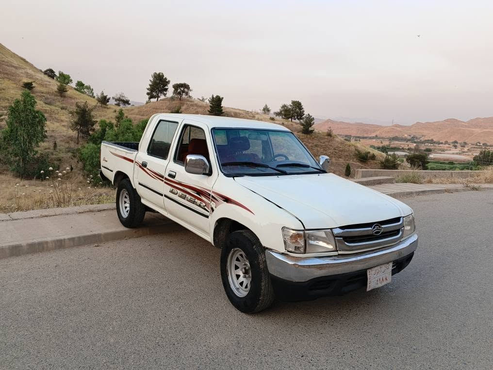 پیکاب دێر 2007
بیلاد کابرێتە .سەنەوی مەنەفێست ئەسڵی
گێرو مەکینەو ئەکسلی لۆکە 
شانسی لۆک خایسو ڕزیوی نیە 
چوار تایەی لۆک تازە بەستراوە
نمونەی جوانیو هەرزانی
27کەمێ مەجا
***********
*********** كويسينجاك, أربيل
