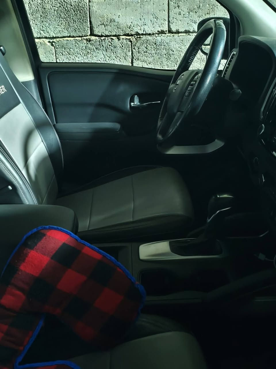 فونتير موديل 22 كلين تايتل نفطي اربيل انكليزي بسمنا السياره بغداد مواصفات دفع رباعي بصمه تشغيل عن بعد رادار جانبي وخلفي وامامي كشنات  تدفئه كهربائي تدفئه بالستيرن تحديد مسار مانع نزلاق تحديد سرعه بيها هواي مواصفات السعر خاص *********** وتساب ***********
