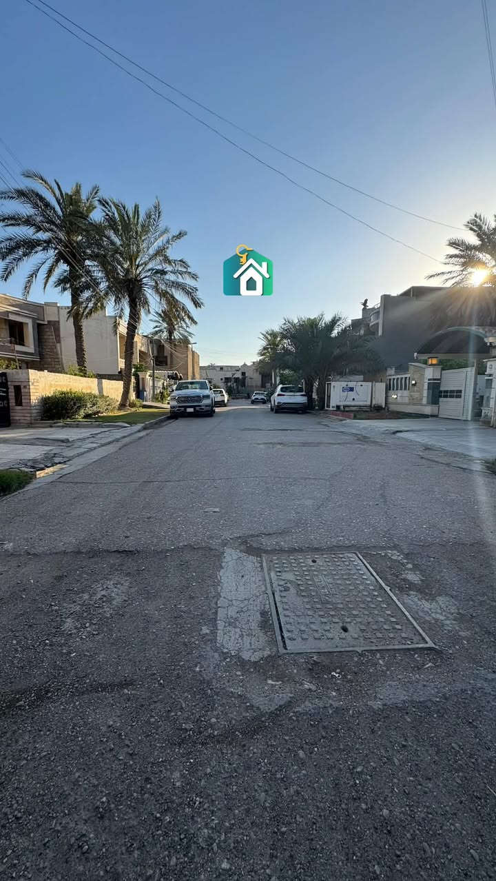 دار للبيع كلاسك
مساحه 83 م واجهه 5.75 م نزال 14.5 م 
في شارع فلسطين محله 510 حاله الدار نظيف جدأ

موقع . المكتب شارع فلسطين تقاطع الصخره قرب مختبرات النخبة اللاستفسار الاتصال ***********✨***********

نستقبل كافة العروض السكنية والتجارية 🏢🏠

#بيع #شراء #لاارضي #ايجار #تعقيب #معملات #مقاولات
