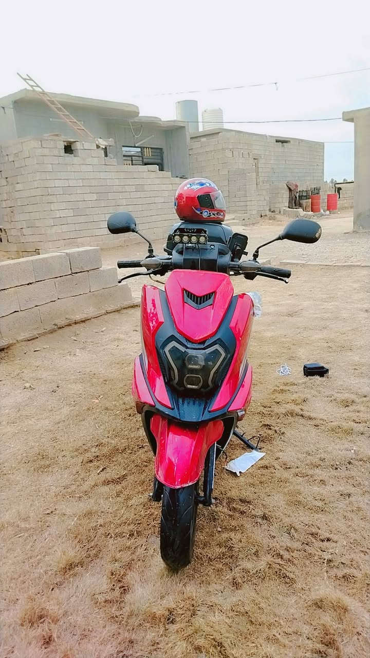 موطور للبيع MATRIX  2025 الموطور جاهز من كلشي ما علي نقص  شغال واقتصادي وفول الفول اي استفسار رقمي***********
