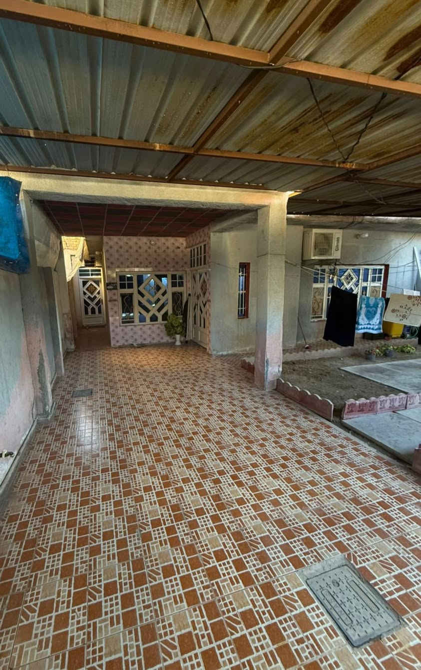 #دار سكن للبيع في الشهداء

قرب شارع المدارس

طابق واحد

المساحه 200 مترⓂ️

اي استفسار عن  الاسعار مراسله البيج او الاتصال 

مـــكـــتـــب
🏛️سمير الشريفي للعقار🏛️
#الـــعنوان🏗️
📍📍داموك مقابل مركز شرطه الشهداء📍📍

لـــلاســــتـــفـــســـار الاتـــصـــال عـــلـــى / 

***********سمير الشريفي📲

*********** واتساب
