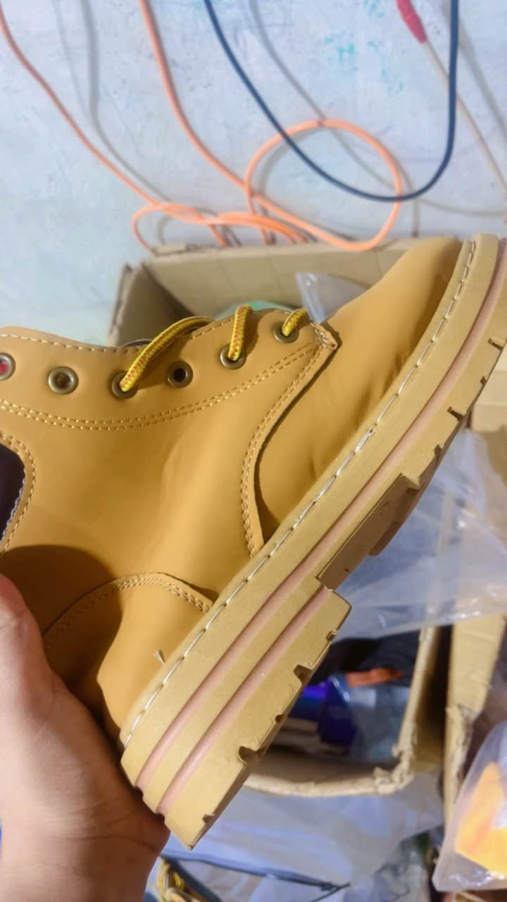 ملابس شي ملابس اطفال واحذيه رجالي ونسائي ٤كارتونات ١٠٠ الف قفل بيهم اكثر من ١٥٠ قطعه  لو تنباع القطعه على الف انتم ربحانين راسلوني خاص اصورلكم عمارة, ميسان


**إذا كنت صاحب هذا الإعلان وتريد حذفه لأي سبب، رجاءا أرسل رسالة إلى الدعم الفني**