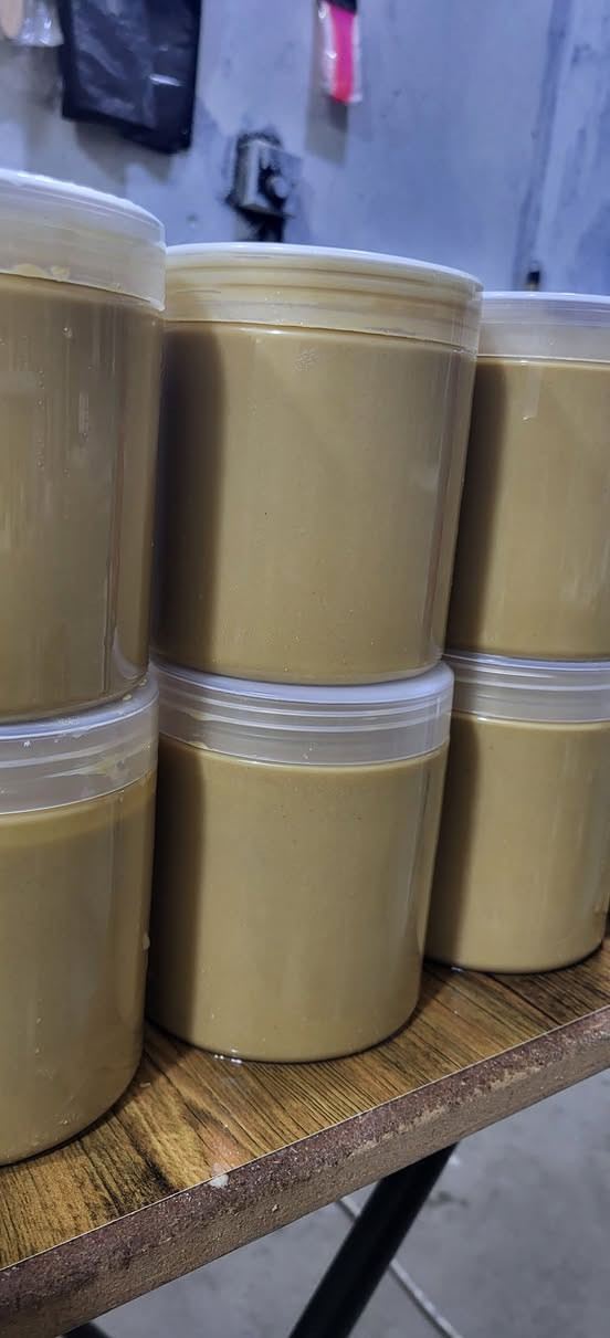 عصر الراشي امام الزبون .الروضة للأعشاب.
***********
الحسن العسكري شارع حي الفقراء
