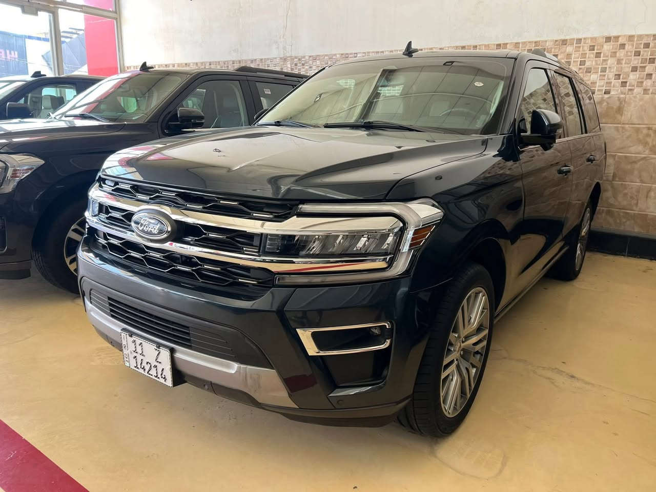 السلام عليكم 🤚🏻
🔸فورد اكسبديشن 2024 

🔵اللون: نيلي او ازرق بي هواي شذرات بالشمس لون والبفيي لون

 (limited) فوووول مواصفات للأخير 🔺

( بانوراما،كامرات 360'، كشنات جلد تدفئة+ تبريد، المقاعد كلهن كهرباء لحد الأخير ، صندوك كهرباء ، دوسات كهرباء، شاشة تيسلا اكبر حجم، كيجات ديجتال، كشافات،ويل 22 بلادي اصلي ، حساسات ورادرات امامي وخلفي وجانبي ، مرايات شفط،خزن ميموري، بصمات ثنين بلاديات،تشغيل عن بعد ….وباقي مواصفات الفورد المعروفه كلش هواي بيها مواصفات)

✔️ماشية: 18 mil على مشيها مال امريكا مماشيه هنا على كد الترقيم 

🔴حادث : صبغ ربع الجاملغ + الداير مال باب خلفي يسار (صدر السيارة + دوسه كلهن راجعات بحالة الوكالة) ايرباك فقط بردة وشرط مرجع اصلي مو مقاومات وتلزيك 😉 

☑️السعر : 45,000$ مرقم بأسمي  ( بيها مجال للشراي) 

📍عنوان السيارة : بغداد

مرقم بغداد بأسمي 

📞استفسار اكثر اتصل وتدلل : ***********
