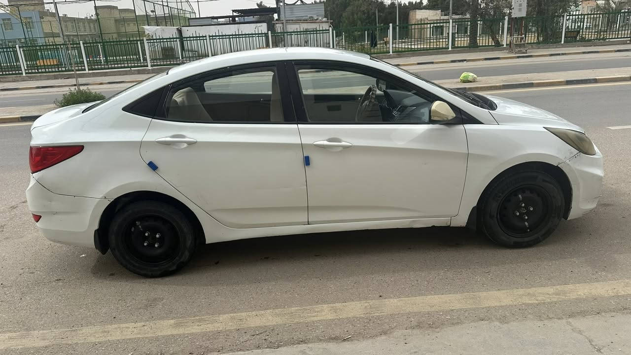 اكسنت موديل 13
للبيع رقم دولي بأسمي 
محرك 1600 كير عادي 
تبريد شغال 
بيها قطعتين صبغ
مكاني النجف 
السعر 78


**إذا كنت صاحب هذا الإعلان وتريد حذفه لأي سبب، رجاءا أرسل رسالة إلى الدعم الفني**