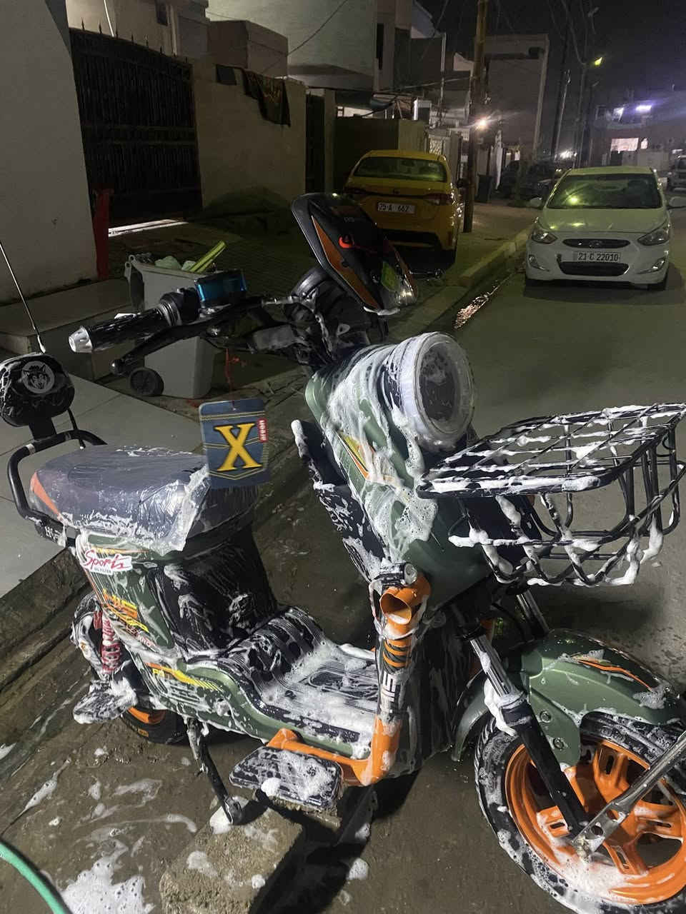 للبيع R9 pro صفر بطاريات 32امبير بريك دهن دبلات جديد كله جديد تايرات بصمه ماطور حيل نضيف سعر 450بي مجال للطيبين ***********
