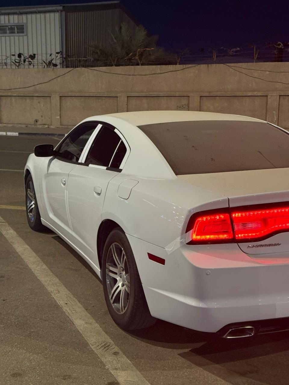 السلام عليكم جارجر ١٤ كفاله خليجي ادوات ادوات مكفوله من القگصه والظربه فقط جاملغ امامي صفحه العبري حادثه بلعراق السياره حاويه جاهزه كير مكينه ٣٦٠٠ تبريد حداده جديده حيل دواخل عسلي عنوان السياره البصره ***********
