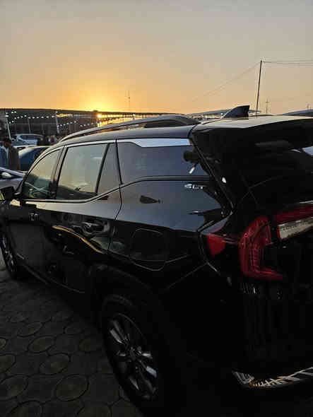 -
جمسي GMC تيران موديل 2024  مرقم أربيل هزه وفحص وترقيم جديد تحويل بأسم المشتري
السيارة وارد امريكي 
بصمة تشغيل / بصمة ابوب / تشغيل عن بعد
تبريد قطعتين / شاشة / كامرا خلفية دواره
تحكمات استيرن جهتين / رادارت امامي وخلفي وجانبي-
 مواصفات SLE  . 
تبديل بنيد جاملغ أيسر 
***********
***********
سعرها 198 ورقة
