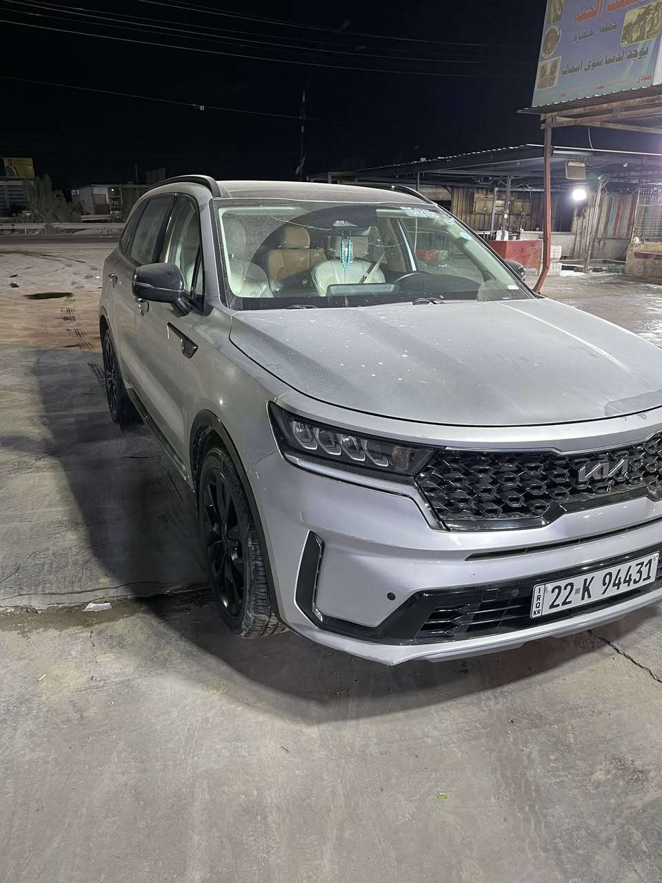 سورنتو موديل 22
فول مواصفات فئة X line 
حادث السياره بس امريكا صورة الحادث موجوده
مواصفاتها 
بانوراما 
كشنات تدفئه 
سياقه ذاتيه رادارات 360 درجه 
كامره خلفيه 
تنبيه الخروج عن المسار 
بريك مانع اصطدام خلفي + امامي 
بصمه ابواب 
تشغيل عن بعد 
كراسي منفصله VIP 
جام اوتو 
نقطه عمياء 
تحكم كراسي كهرباء 
شاشه ابل كار بلاي
جنطه كهرباء
وبيها بعد هواي مواصفات 
السياره رايدها 230$
ماشيه 95الف كيلو متر 
الرقم للاستفسار 
***********
واتساب***********
