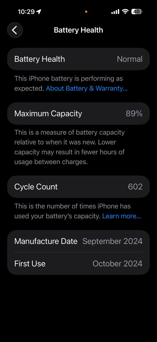 16 برو ماكس تيتانيوم
256 , نظيف استعمال سنة ونصف ( ماستر ) 
"1300 الف " وبي مجال بسيط - الاعلام السيدية
***********
