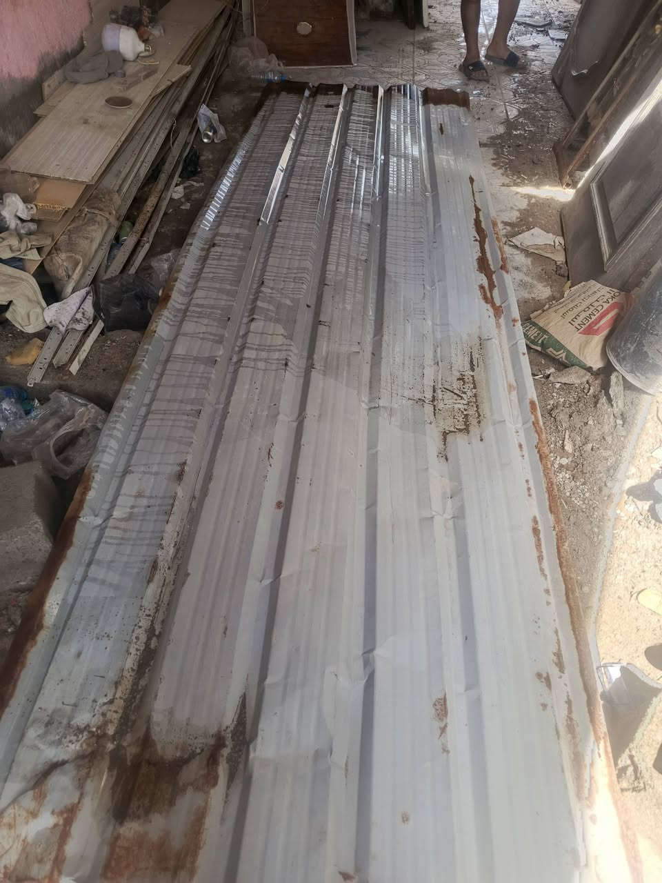 السلام عليكم

للبييع  جينكو  عدد 15  قطعه  نوعيه ثقيل
الطول  6 متر  و  5  متر  السعر  15 الف قفل
العنوان البصره القبله حي الشهداء  ***********
