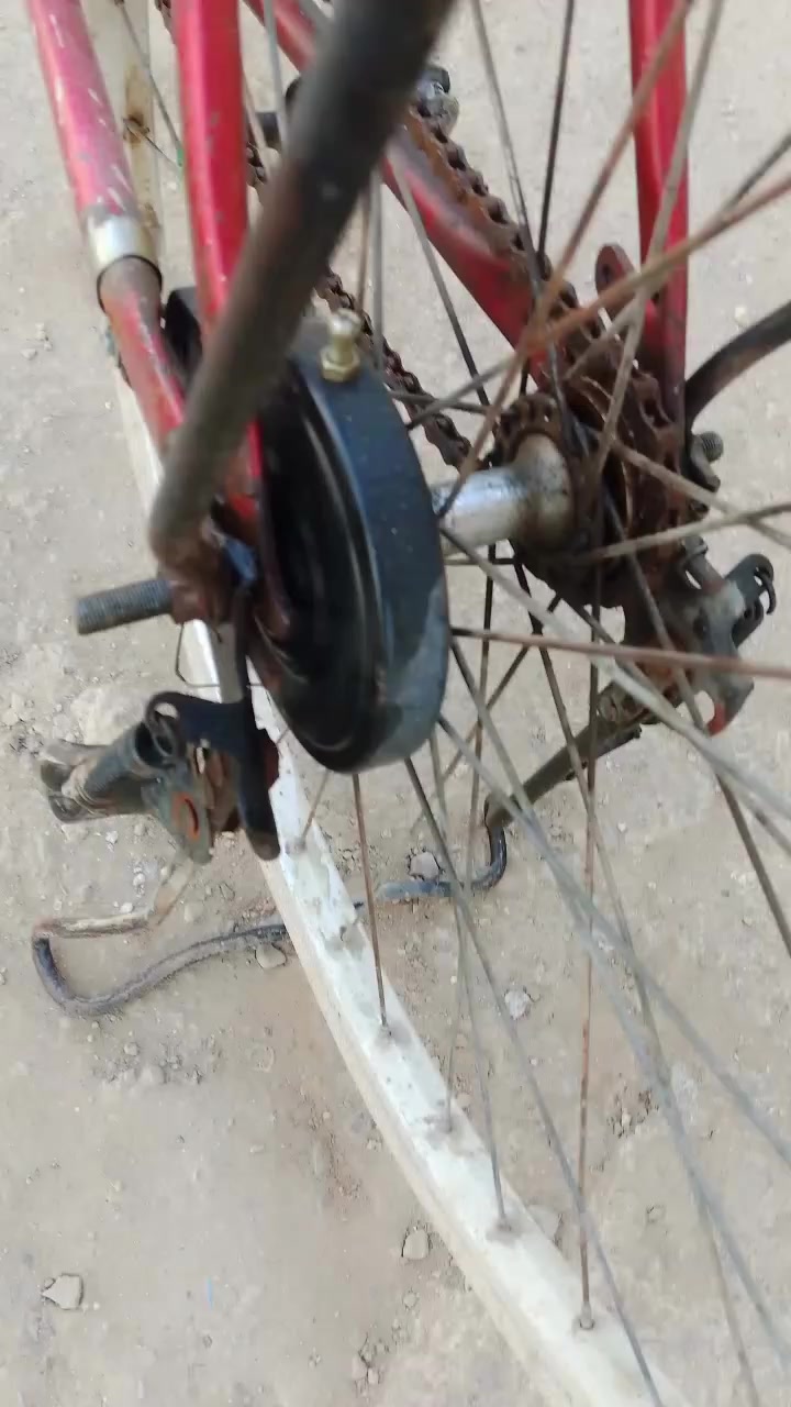 سلام عليكم شباب بيسكل للبيع بناتي حجم (26) النضافه كبالك والشراي يجي يكلبه ويشوفه ميسان الماجديه سيد جميل السعر 40 وبي مجال والي مو شراي لا يصير لوتي


**إذا كنت صاحب هذا الإعلان وتريد حذفه لأي سبب، رجاءا أرسل رسالة إلى الدعم الفني**