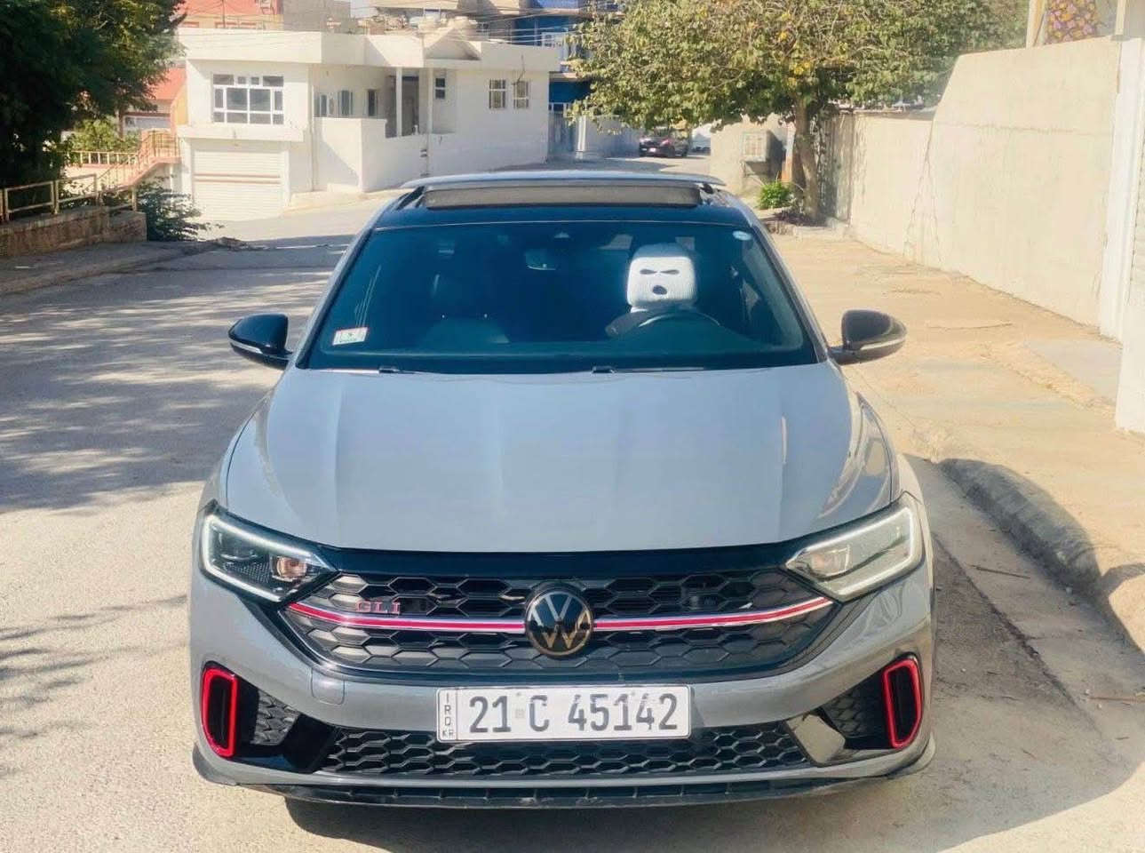 jetta GLi 2023 2.O TurboCharged AutoBahn
بۆ فرۆشتن
گێڕ عادی
فول مواسەفات
٢ مواسەفاتی زياتره له سەيارەى تر سەقف و ویلی بيلاد ڕەشه 
بيلاد داواكراوه له شەریکە
خەتی جادەی هەیە
ڕادارە
كوشن جلڵد و هیتەر و كارەبا و كوشن غەزنیشە
سەیارەکە 19 هەزار ڕۆیشتوە زۆر خاوێنە
ستۆکە دەسکاری نەکراوە
228 هورس پاوەرە
٥ مۆدی لێخوڕینی هەیە
Eco, comfort, normal, Sport, custom
٦ گێڕە
CarPlay mode

*********** رانية, السليمانية
