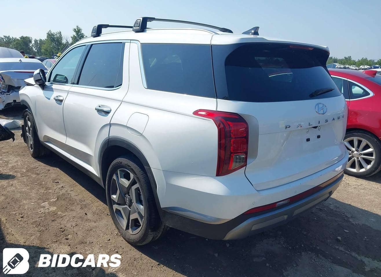 السلام عليكم 
هيونداي بلسايد 2024 فول موصفات
سيارة حالياً بل طريق تاريخ الوصول 3/19 توصل ميناء البصرة  
سيارة ماشية 14 الف فقط فل مواصفات 5 كامرات كشن جلد حار بارد تشغيل عن بعد جنطة كهرباء كشن خزن ميموري لايت زنون
مكاني ناصرية ابيعك واصل للميناء 
سعر 240 وبية مجال بدون كمرك بدون تصليح 
***********
