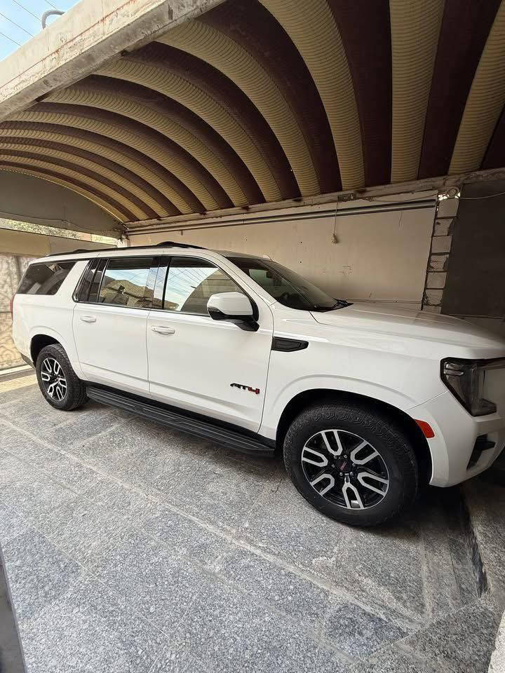 جي ام سي يوكن مديل 2023 طويله رقم اربيل خصوصي مكينه 5.3 ماشيه 42k بيع فقط بدون مراوس ضرر 2 بيبان بدله صور حادث بلمنشور السعر 460 رقم هاتف ***********
