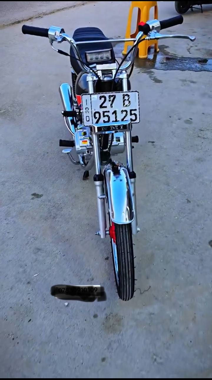 عمي انت اذ مو شراي لا تنطي حجايه للعالم عمي بس لشراي هايه دراجه كامله مكمله مناقصها شي سنويه ورقم مداور ثاني يوم شاصي 20 امتياز تعميره كلها جديده ***********
