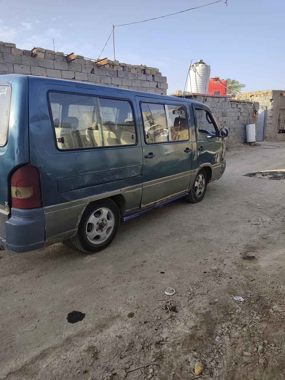 سلام عليكم سنانه البيع موديل 98 سعر 37بيه مجال بسيط محرك بيه تبخير غير متواجد على لفيس لي حاب لستفسار راقم الهاتف ***********
