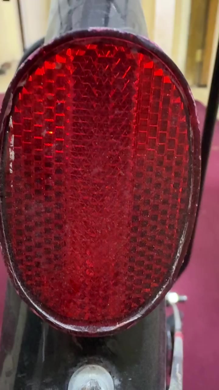 سلام عليكم بايسكل بناتي  حجم ٢٦
بايسكل جاهز ماناقصه شي السعر ٨٠ وبي مجال بسيط التواصل واتساب فقط ***********
