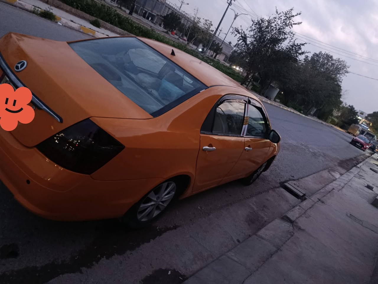 جيلي موبل موديل 2013 رقم بغداد سنويه لحد 2027 هيه وغرامه مصفره سياره محوره نحله 1800 ياباني بشرط لابخار ولا صرف بيه مضومه غاز صدر 80 بل ميه كهربائيات كله شغاله مابيه نقص سياره سعر 45 بيه مجال عنوان ديالى خانقين ***********
