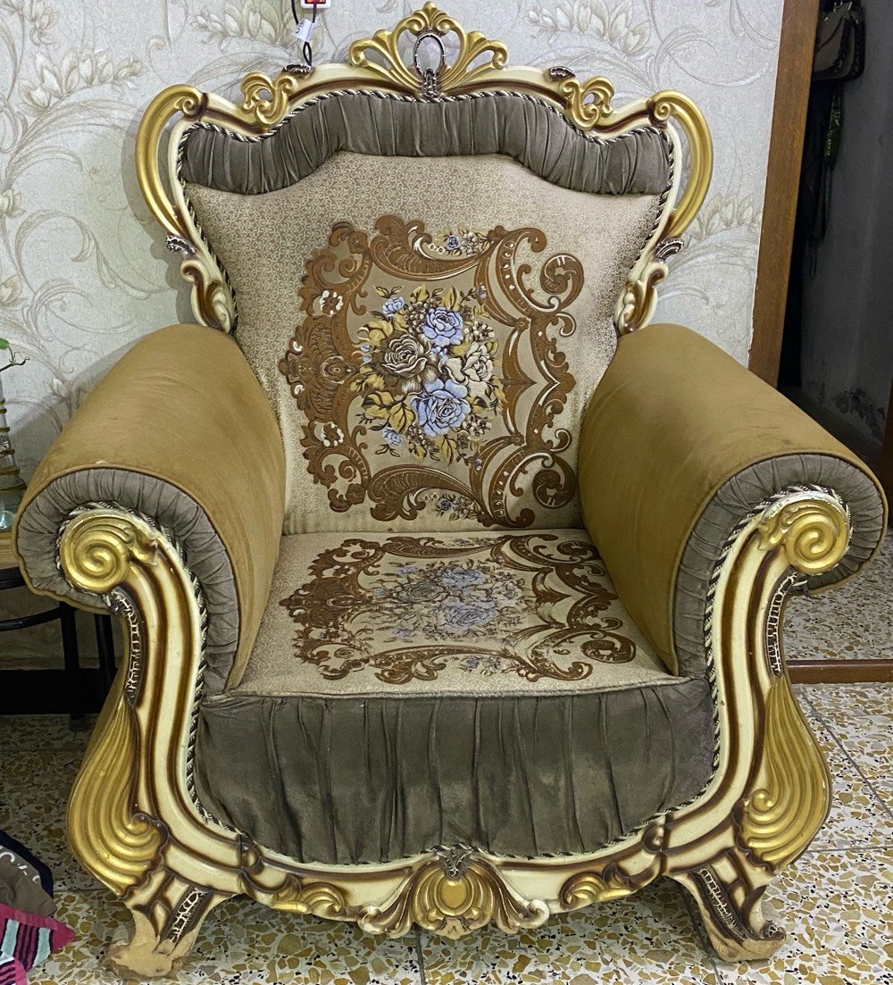 السلام عليكم تخم٣ قنفات للبيع