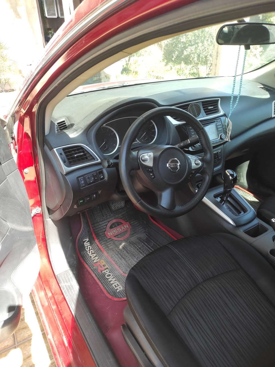 السلام عليكم ورحمه الله وبركاته 
سنترا 2018
نص فول 
ماشيه 72 ميل
السياره بعدها جديده مناقصها اي شي كلشي بل شرط والضمان تاخذ مني 
السياره كلين وهذ السونار وتاخذها بيدك وين ميعجبك هم سوي سونار رقم سليمانيه 
السعر 120
مكاني صلاح الدين تكريت 
***********
