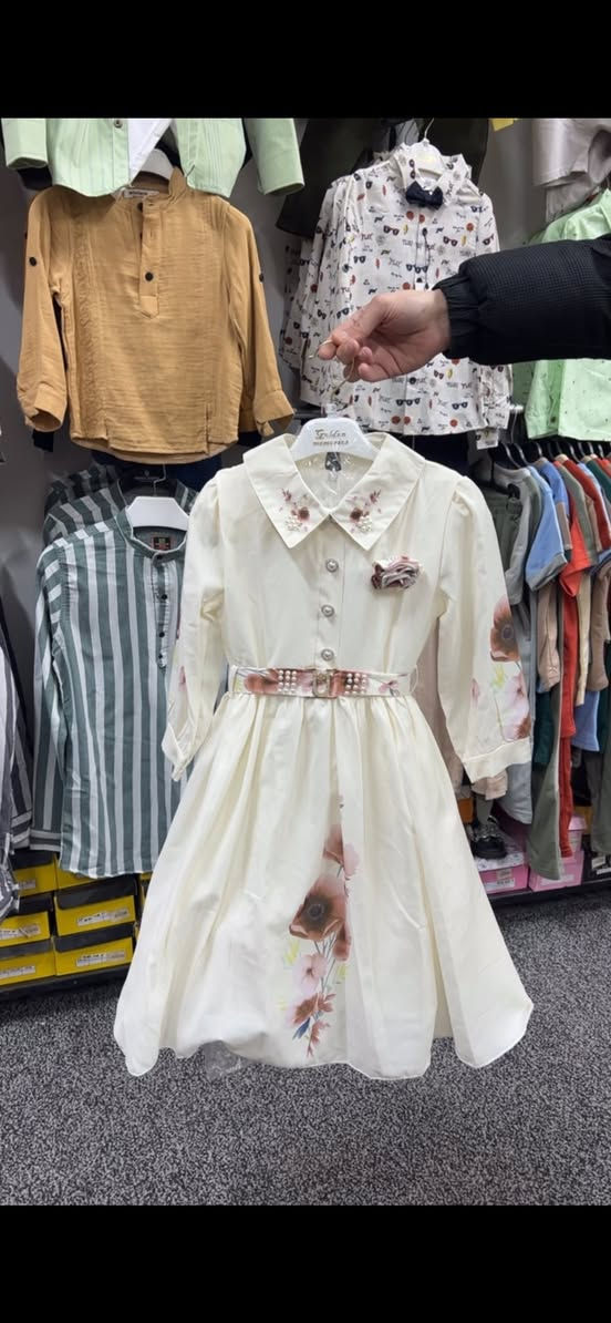 تخفيضات العيد
فستان بناتي  

من عمر٦–١٢ سنة 

السعر (١٥.٠٠٠) 

سامراء شارع البوأسود /مجاور عمارة اكرم الحاوي 

***********

يوجد توصيل داخل سامراء
