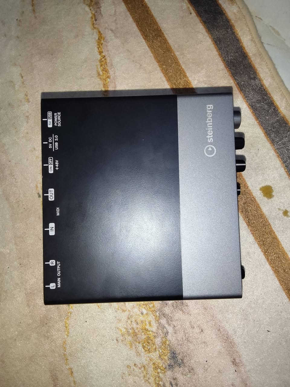 كارت صوت :Steinberg UR22C USB 3.0.
الجهاز مستخدم وسعره خاص


**إذا كنت صاحب هذا الإعلان وتريد حذفه لأي سبب، رجاءا أرسل رسالة إلى الدعم الفني**