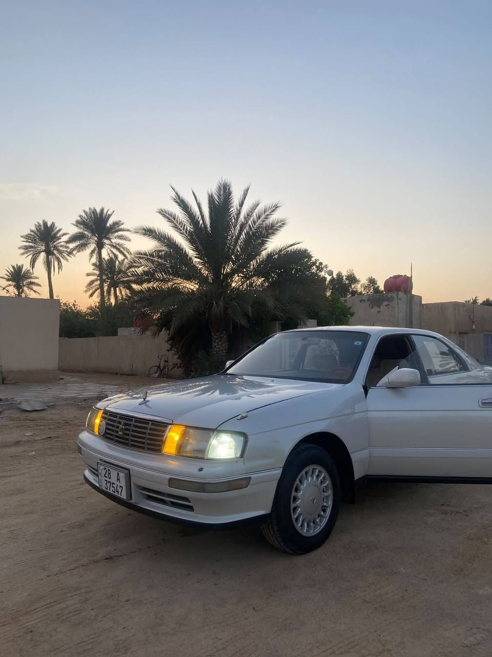 سلام عليكم للبيع بطه متصل مكفولة كفاله عامه مكينه كير حداديه تبريد ثلج مكينه 3000 كشنات كهرباء رقم نجف بسمي سنويه لل 2030 مداور ثاني يوم سياره جاهزه مكاني نجف كوفه للاستفسار أكثر الاتصال على الرقم ***********
