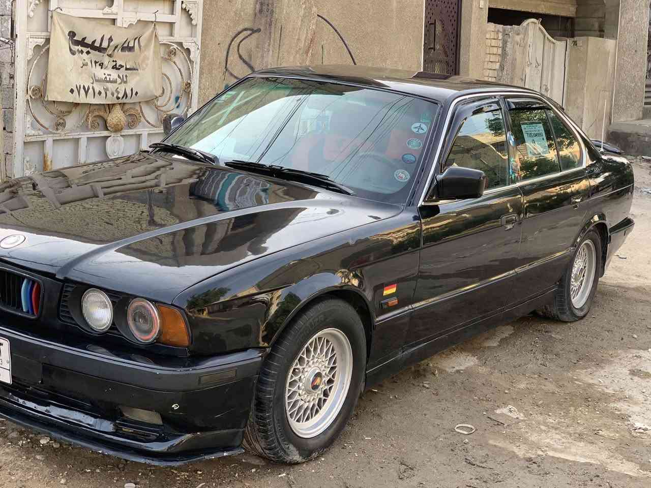 السلام عليكم بي ام موديل ٨٨بغداد ٥٣٥مفتوح ٣٥٠٠سيارة جاهزة من كلشي السيارة احلة من الصور سعرها ٦٨$عليها غرامة توكع من افلوسها مكاني بغداد تحويل السيارة ***********
