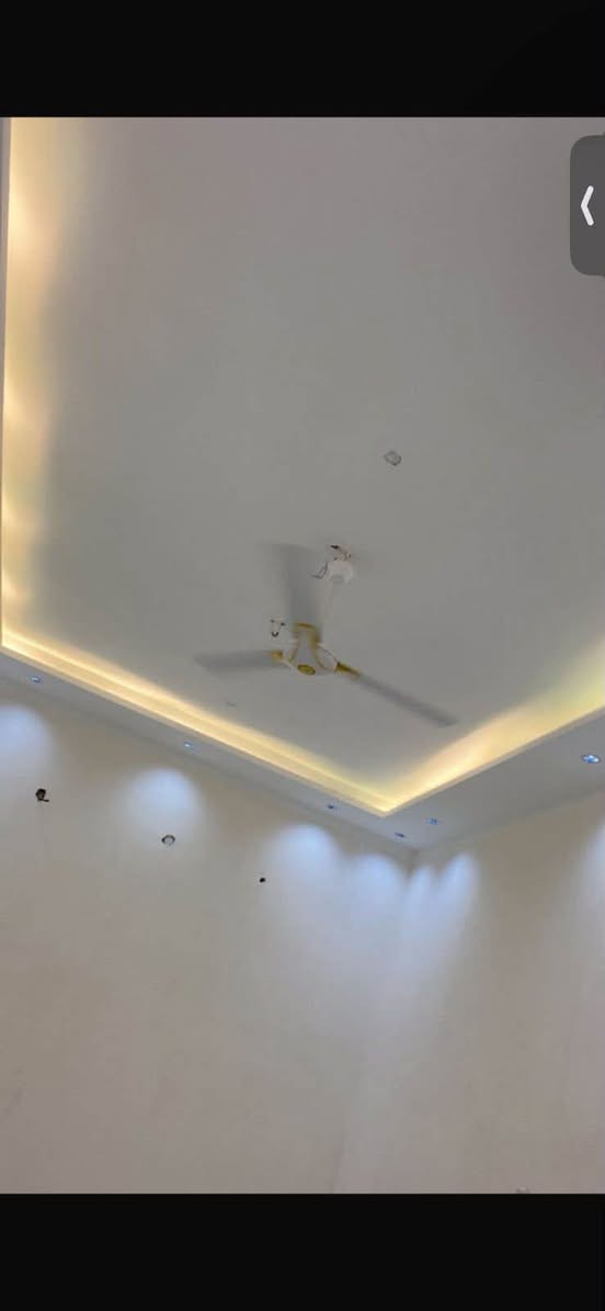 للبيع � بيت للبيع – البصرة / التنومة / الصالحية 🏡
🔹 الموقع: التنومة – الصالحية
🔹 المساحة: 130 متر
🔹 نوع السند: طابو زراعي
💰 السعر: 160 مليون دينار عراقي

📞 للاستفسار والمعاينة، يرجى التواصل على الرقم: (***********
***********).

فرصة مناسبة للراغبين بالشراء، والله الموفق
