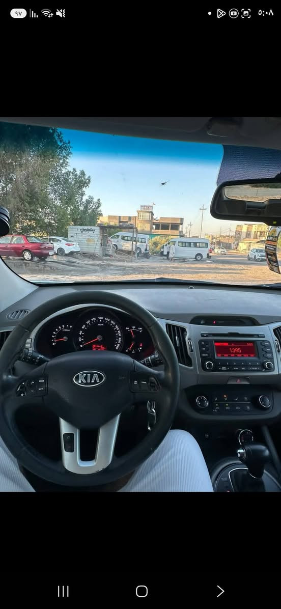 سبورتج م2014 خليجي رقم بغداد الجديد تحويل مباشر  السياره مكفوله عده البنيد تبديل وكاله محرك 2400 دوش مري شفط كامرة حساس خلفي السعر 133$ وبيها مجال مكان السياره بابل الاسكندريه *********** للاستفسار
