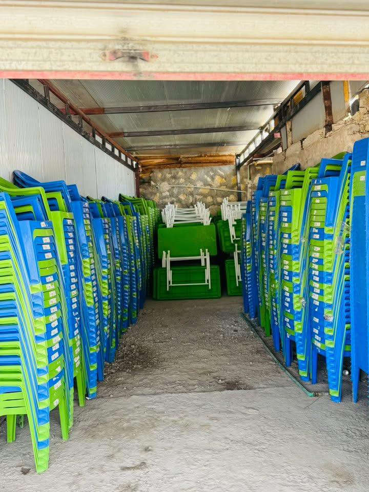 بسم الله الرحمن الرحيم 
( السعي منا والرزق من الله )صدق الله العلي العظيم 
👇
مستعدون لكافة المناسبات 
يتوفر لدينا 1200 كرسي 🙅‍♂️ويوجد 
400 ميز +400صينية +250ماعون نفر واحد +200صينية 2نفر 

يوجد لدينا خدمت توصيل جميع المناطق مجاناً 💁‍♂️
للاستفسار ***********/***********📞📞
👇👇👇👇
بادارت  صدام الحجي 
واولاده
