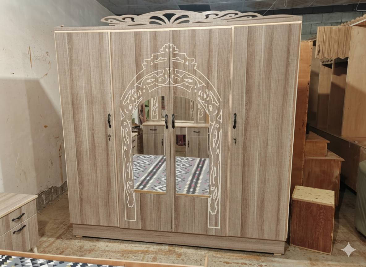 غرفة نوم تركي اربع أبواب مستخدم اقل من شهر شرط اي عيب مابيهة السعر 350ويرهم مراوس والعنده يبيع اشتري الشراي يجي خاص اويتصل برقم ***********مكاني كركوك
