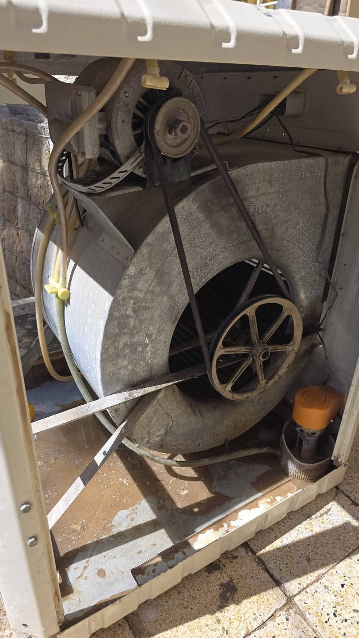 مبرده حجم 4.5 اربعه ونص نضافه فول شغاله مابيها اي خلل السعر 150 وبيها مجال


**إذا كنت صاحب هذا الإعلان وتريد حذفه لأي سبب، رجاءا أرسل رسالة إلى الدعم الفني**